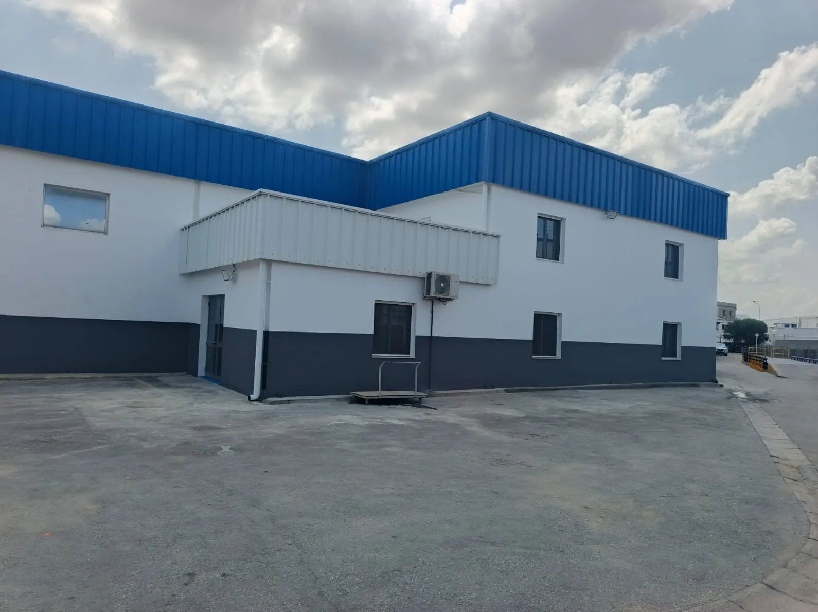 Charpente métallique au parc aéronautique Mghira